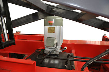 Four Wheel 11 Meters Industrial Mobile Scissor Lift Platform 300Kg Loading